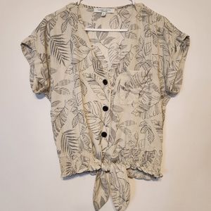 Sweet Rain Women's Cream & Black Leaf Print Cropped Button Down Tie Shirt Top S